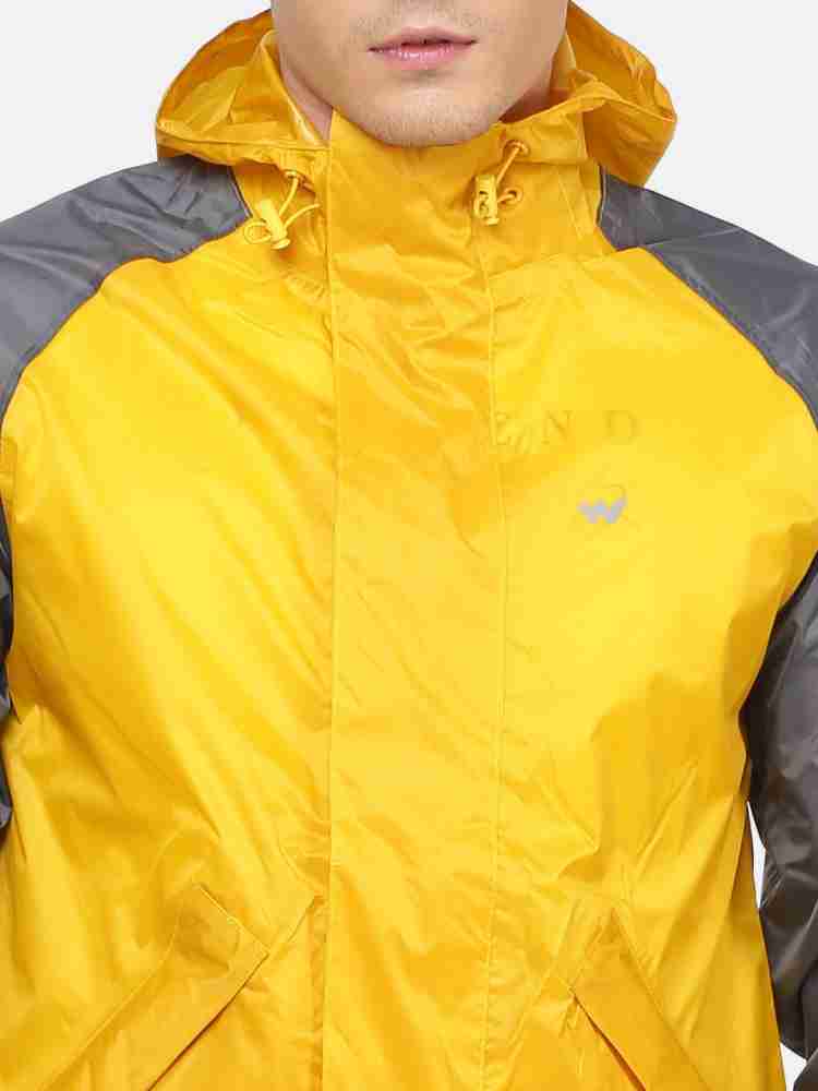 Wildcraft raincoat deals near me