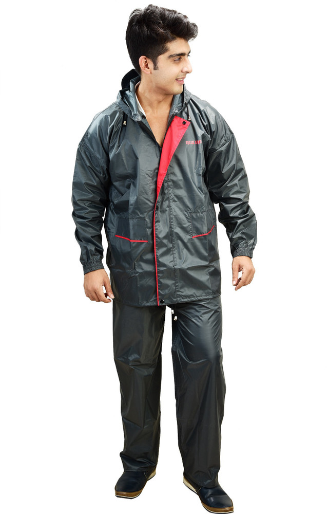 New raincoat top