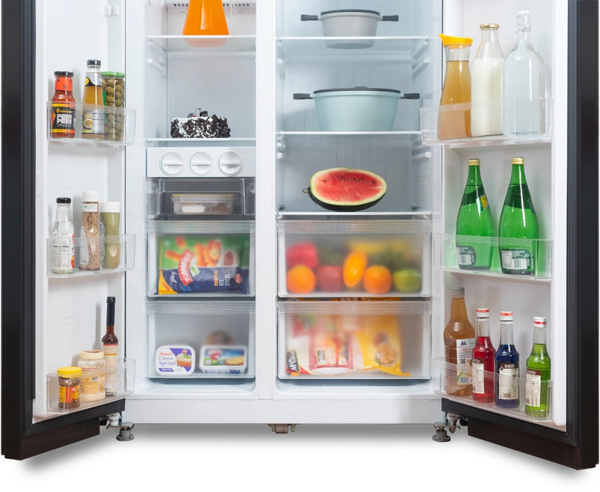 Kelvinator fridge 584 deals litre