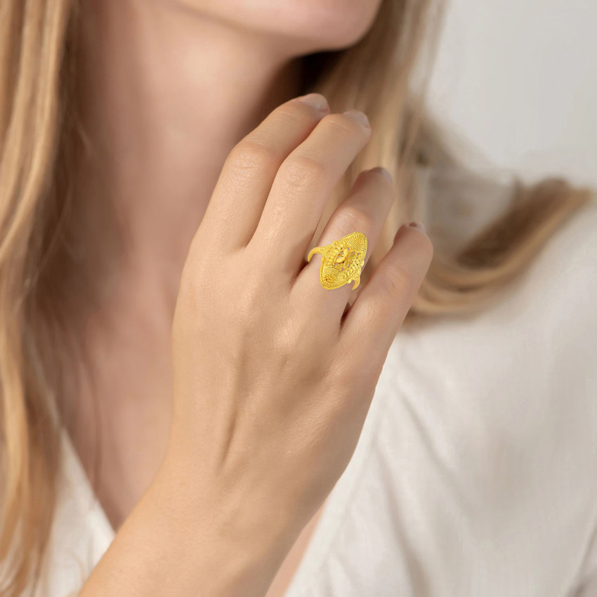 Oval shape gold ring designs for ladies sale