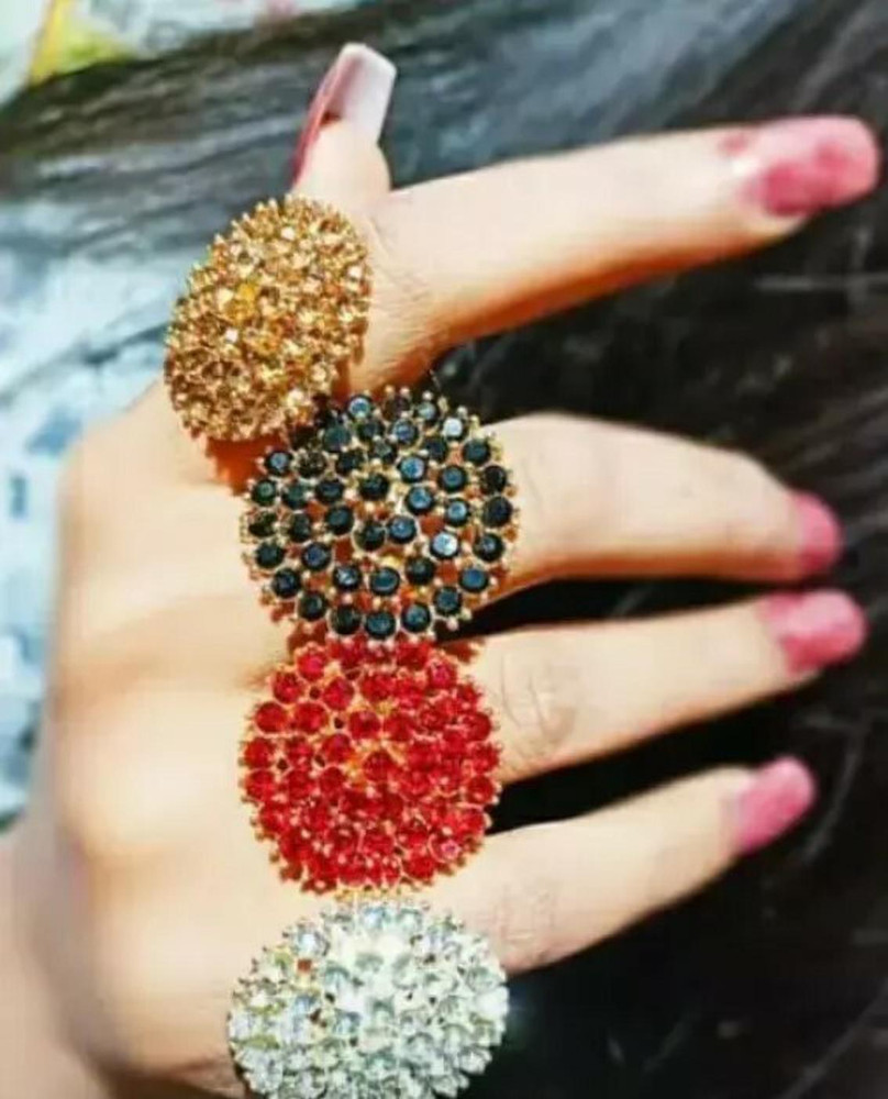 Stylish finger ring sales