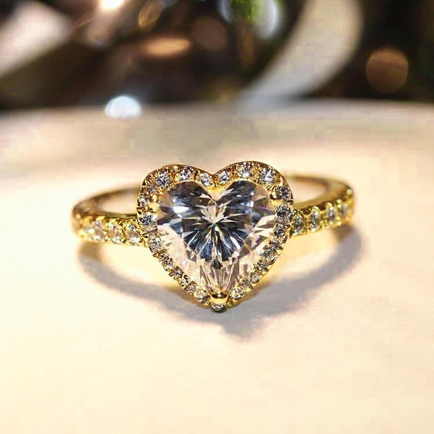 Qyuri Heart Shape Diamond Ring for Girlfriend Alloy Diamond