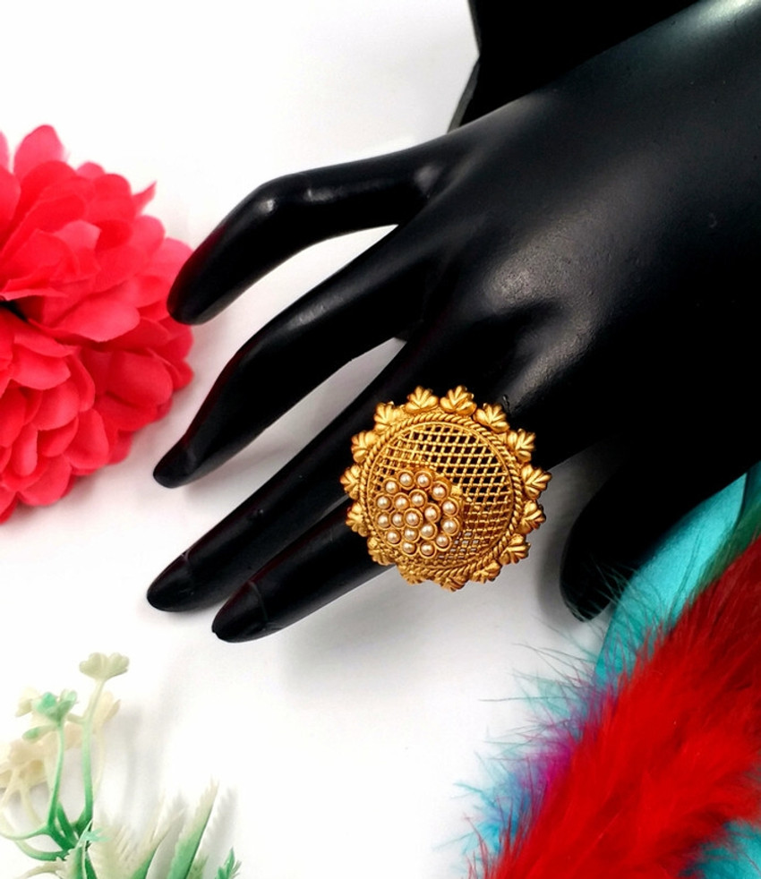 Gold big shop finger ring
