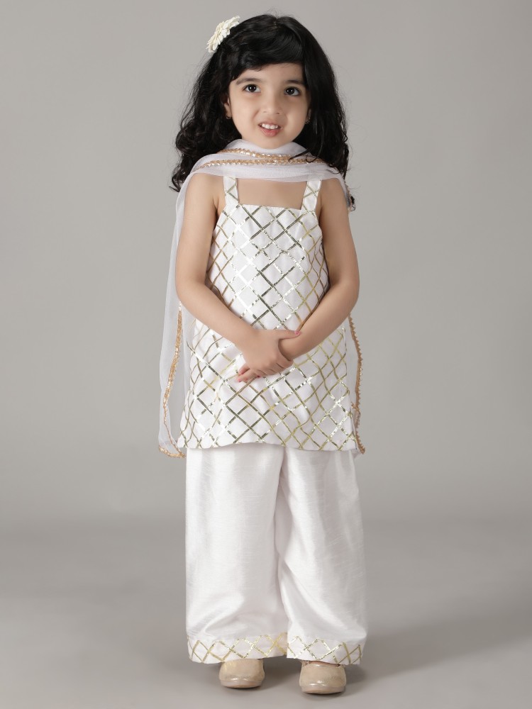 White kurta 2024 for baby girl