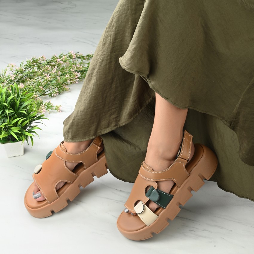 Knoos sandals 2025