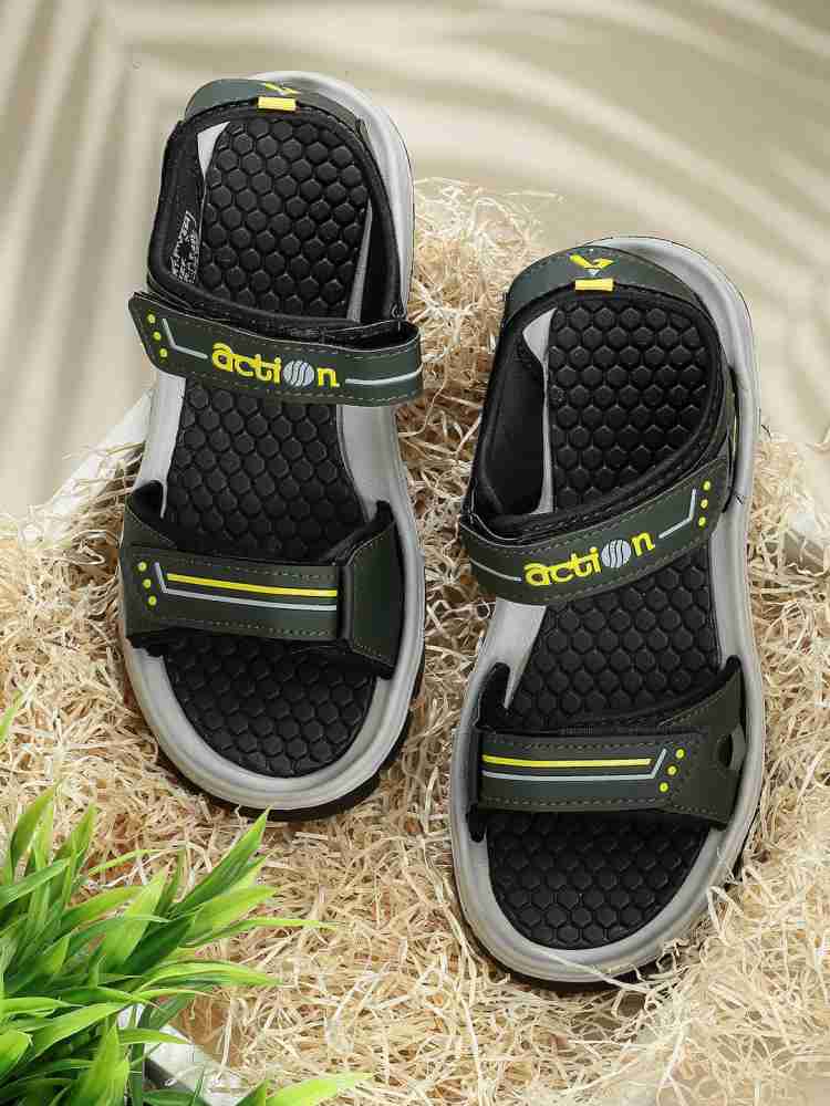 Sandal fashion ka style