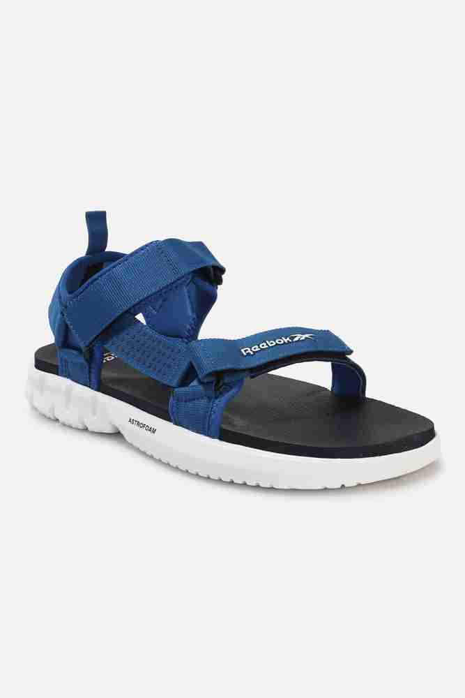 Hunter sandals sales