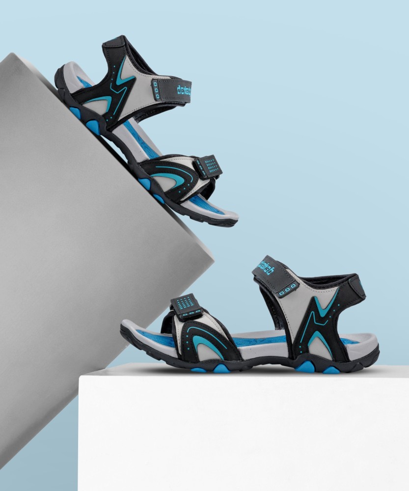 Black Strappy Flatform Sandals - CHARLES & KEITH International