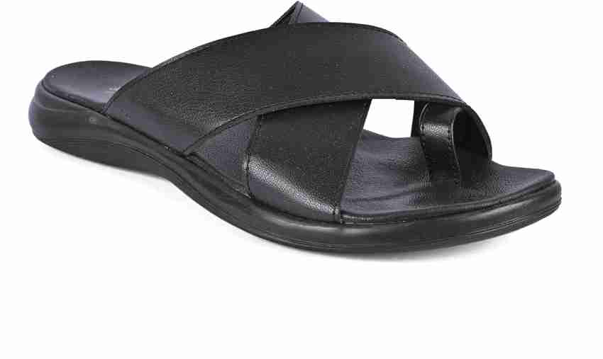 Black sales sandals bata