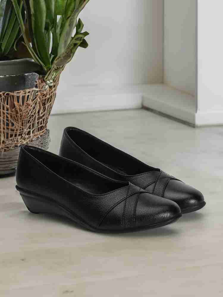 Wedge dress best sale shoes black