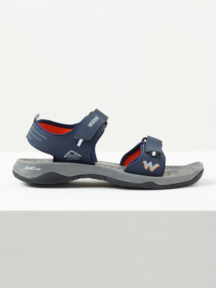 Wildcraft men's best sale sandals and floaters