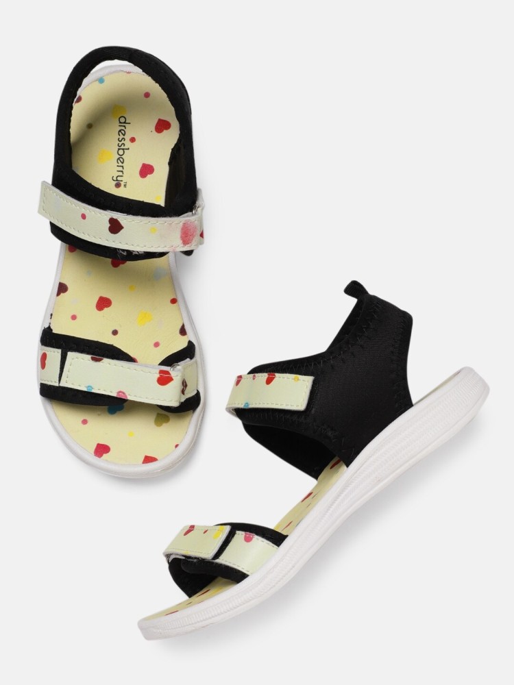 Buy DRESS BERRY Women's Black Sandals (5UK) at Amazon.in