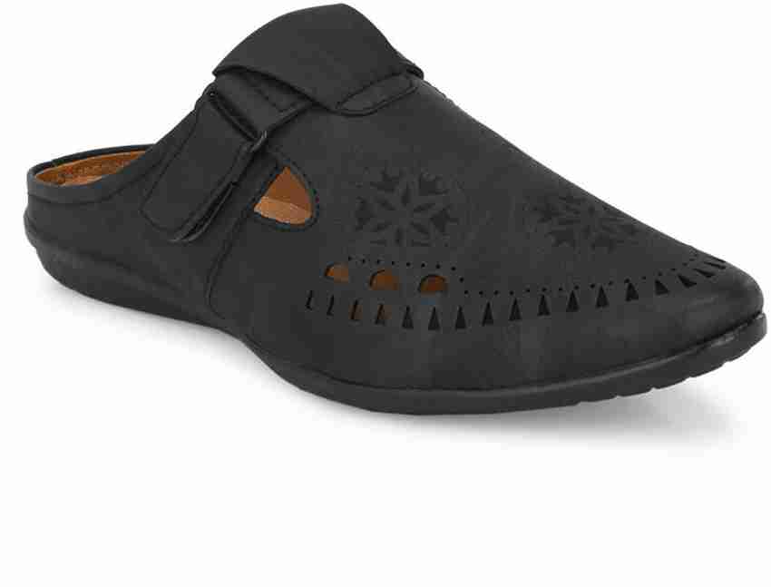 Sandal type slippers shop