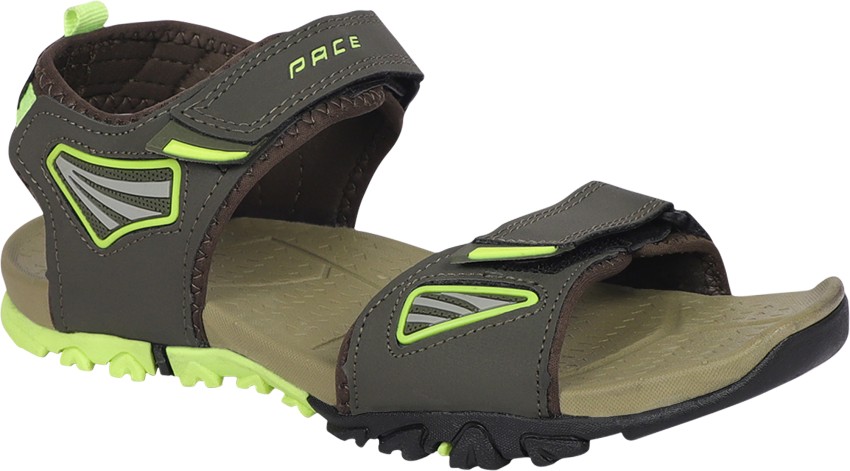 Lakhani vardaan sale pace sandal