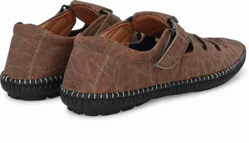 Men s Avenue Men Brown Sandals Buy Men s Avenue Men Brown