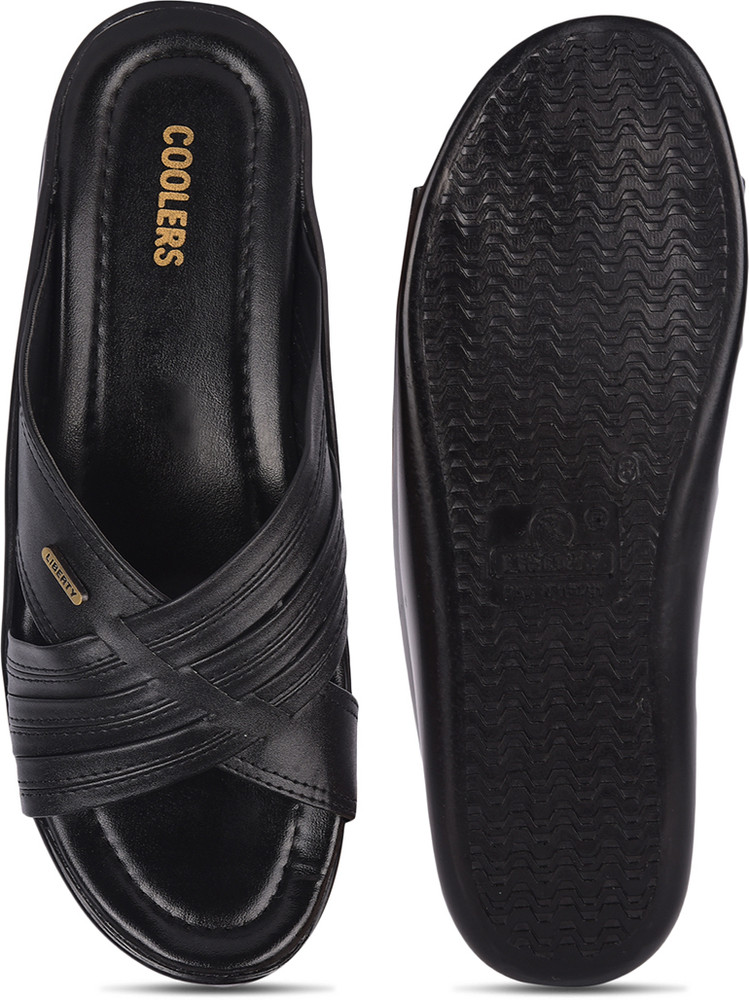 Action coolers chappals online