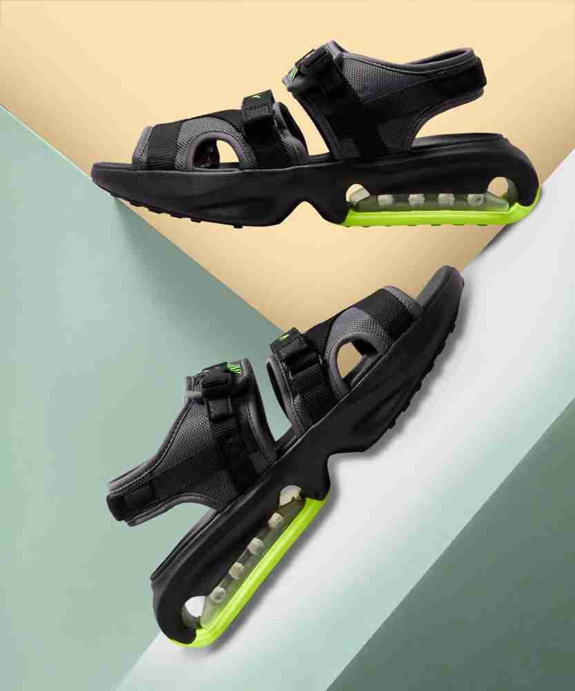 NIKE AIR MAX SOL Men Black Sports Sandals - Buy NIKE AIR MAX SOL