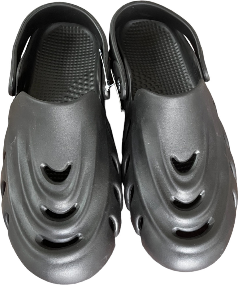 Croslite sandals outlet