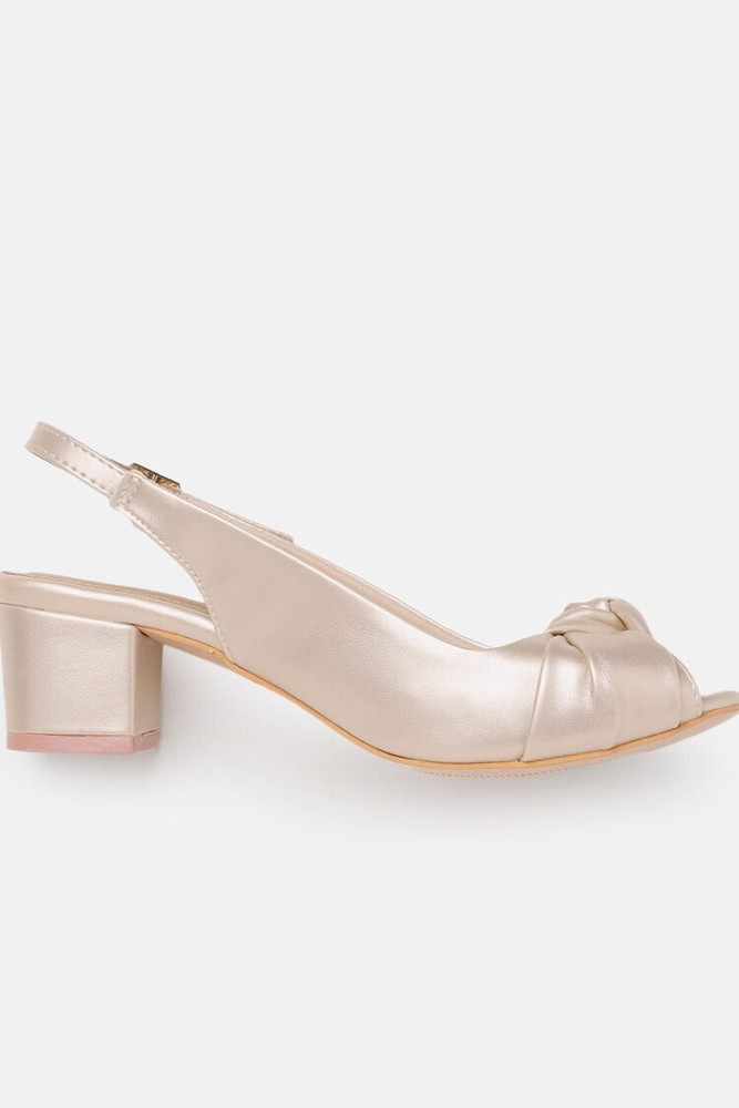 Forever 21 new arrivals silver heels