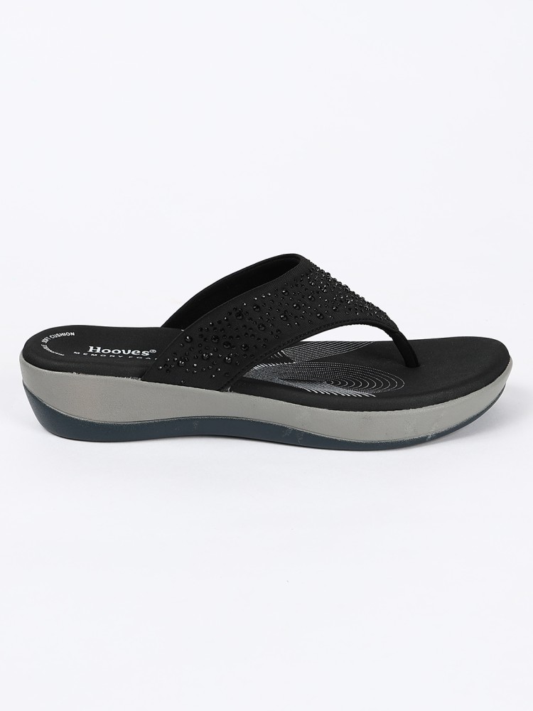 hooves Women Black Casual - Buy hooves Women Black Casual Online