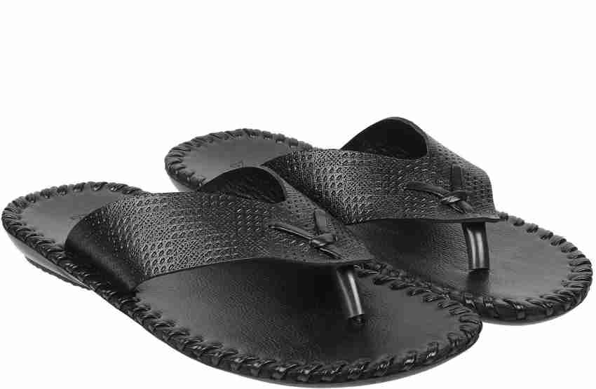 Mochi cheap mens slippers