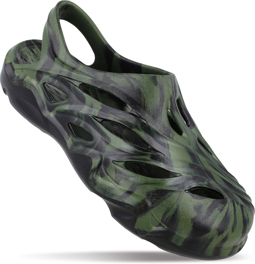 Walkaroo clogs outlet