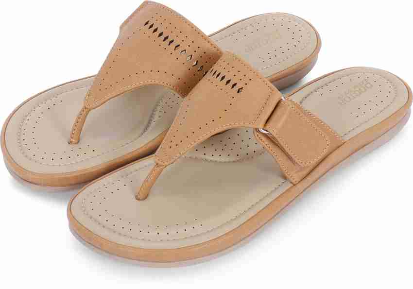 Tan leather on sale flip flops womens