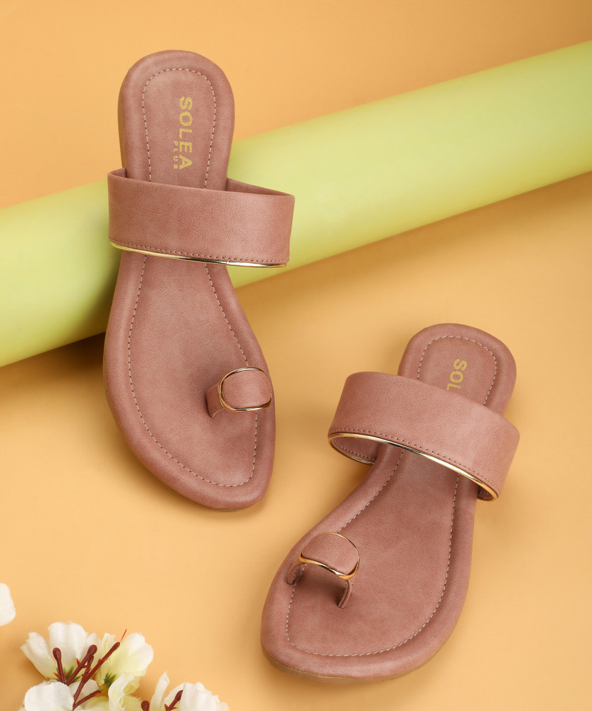 Update more than 122 paragon sandal for girl latest netgroup.edu.vn