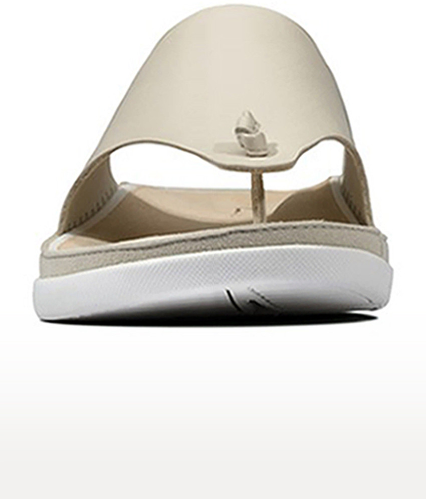 Clarks white leather shop sandals