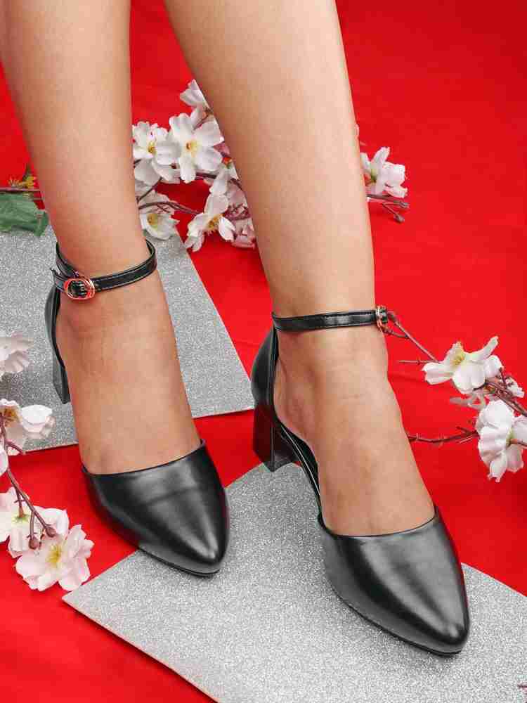 Block heels best sale without ankle strap