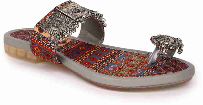 Dulhan store flat sandal