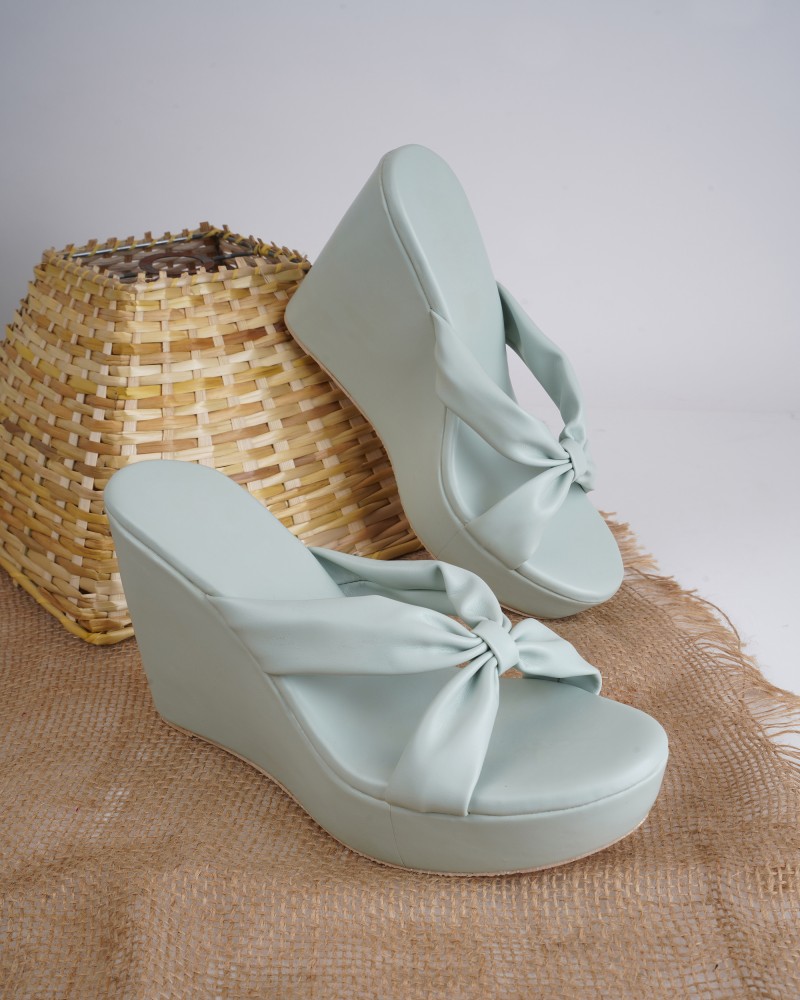 Mint green clearance wedges