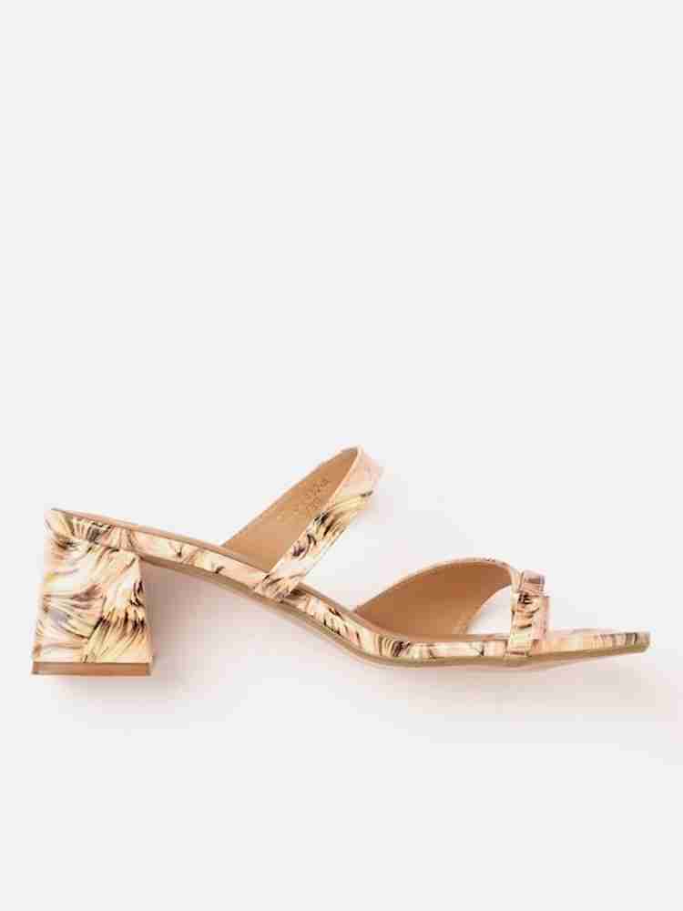 Carlton london block sales heels