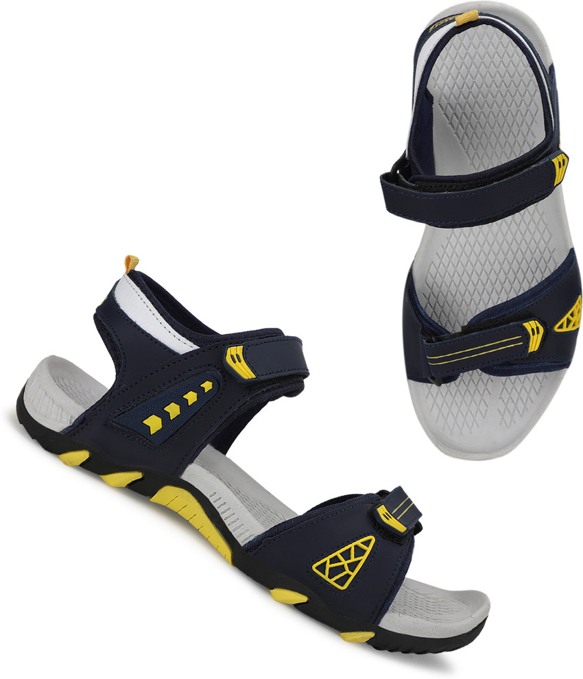 Roadster sandals flipkart hotsell