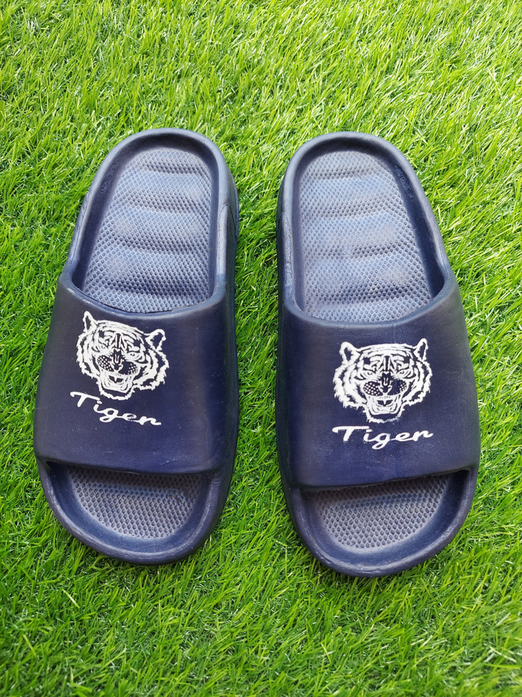 PARIE Men Slides Buy PARIE Men Slides Online at Best Price