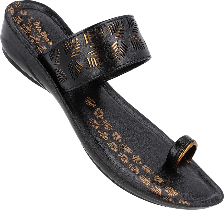 Walkaroo ladies hot sale chappal