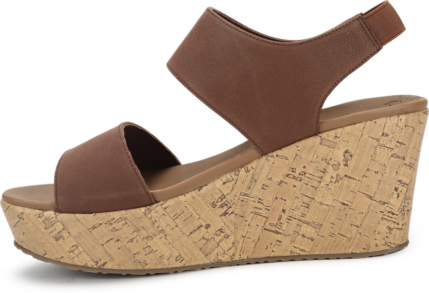 Skechers brown wedge clearance sandals