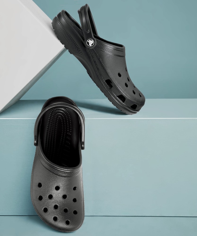 CROCS Classic Men Black Clogs