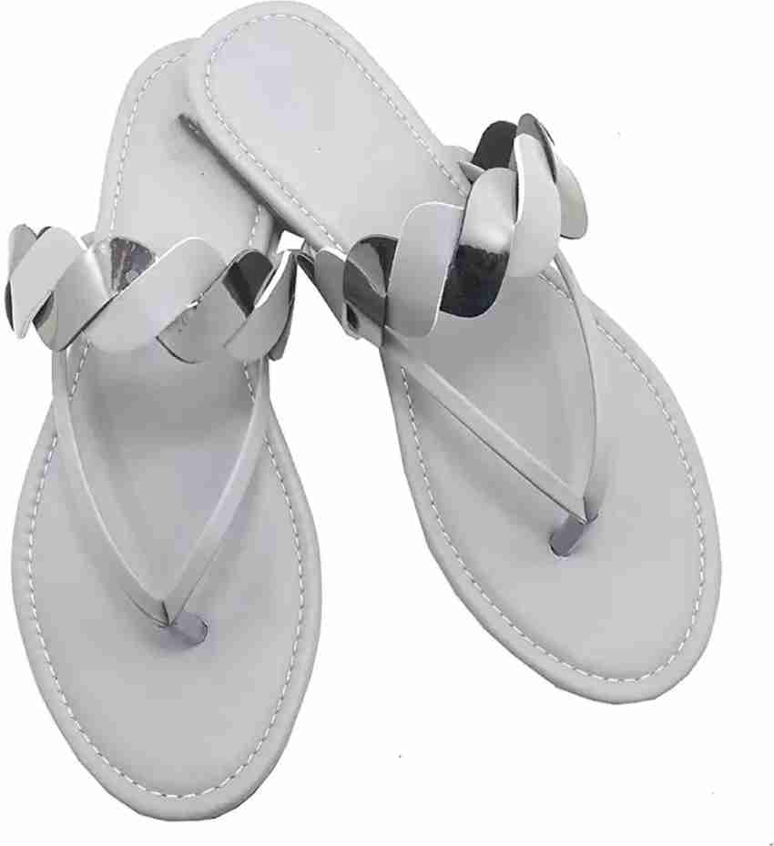 White leather best sale flip flops womens