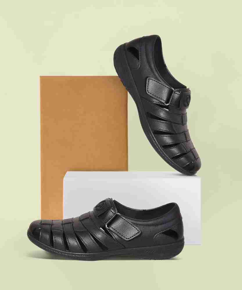 Paragon outlet rainy sandals