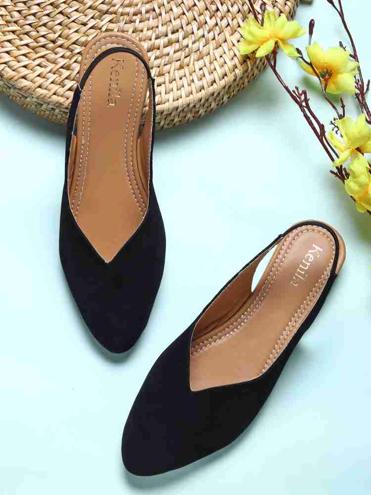 Black closed best sale toe flats