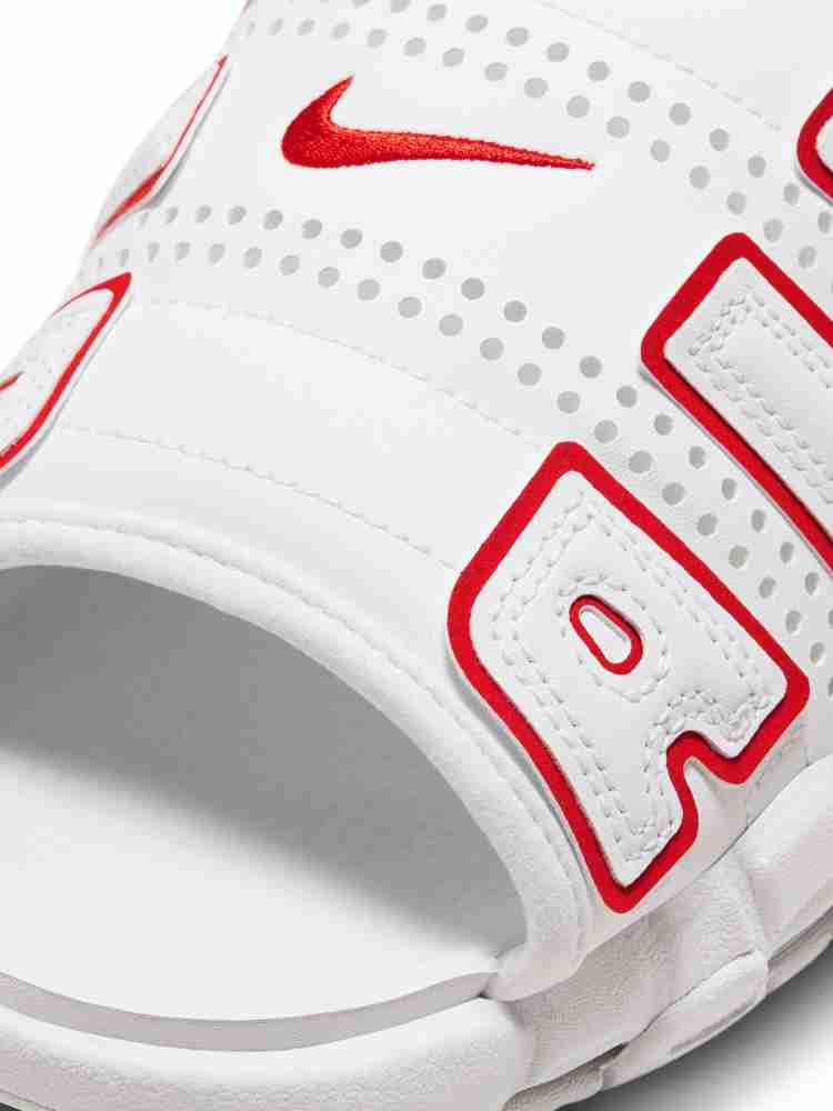 Nike best sale chappal white