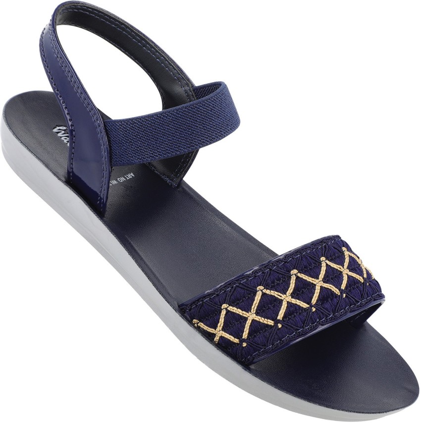 Dsi on sale sandals price