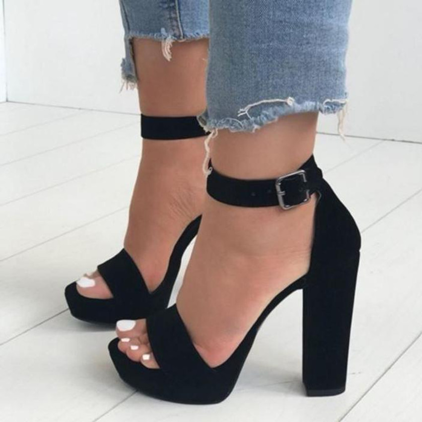 Stylish black heels hot sale