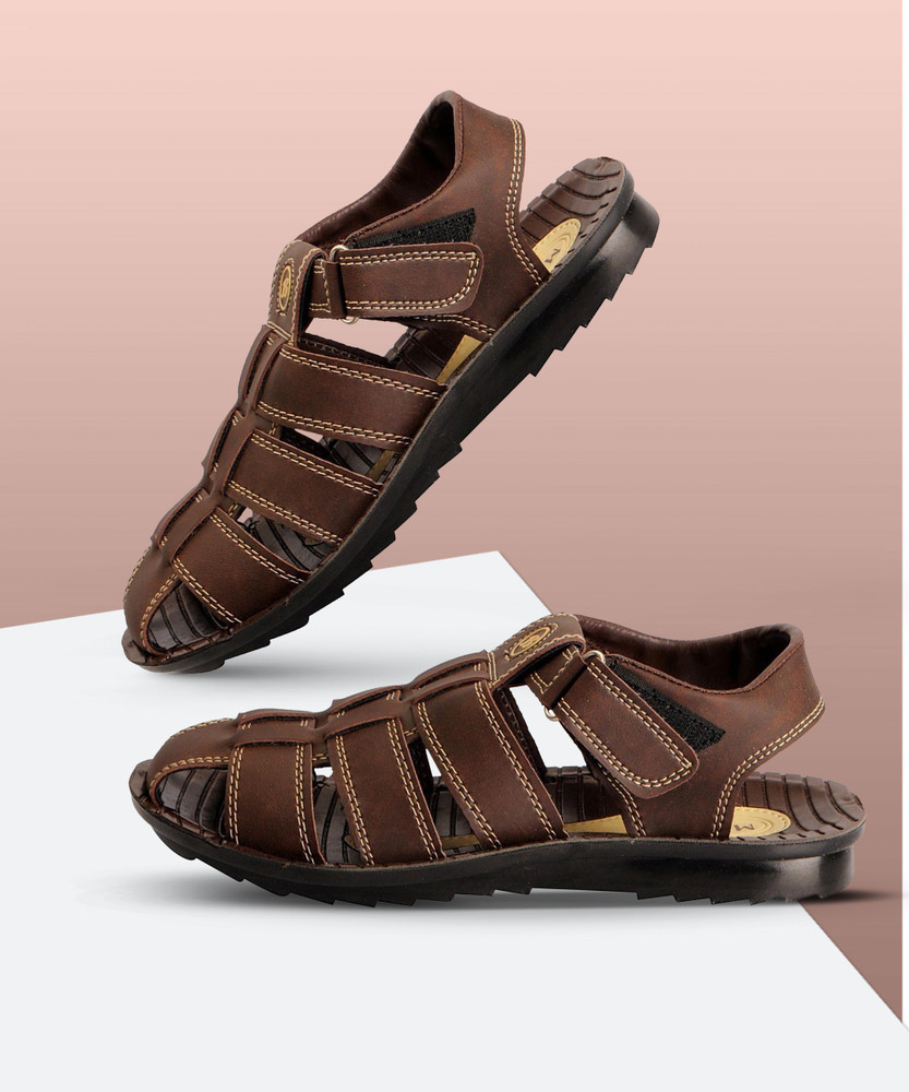 Top 5 Best Work Appropriate Sandals for Men from Paaduks