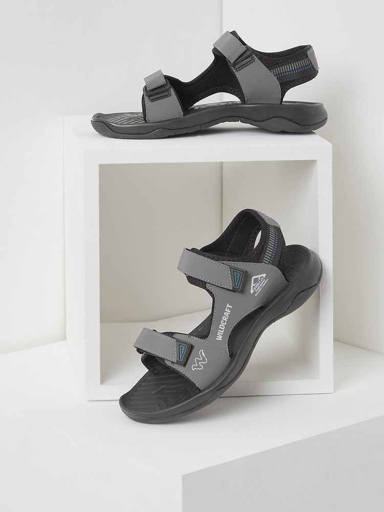 Wildcraft men's best sale sandals and floaters