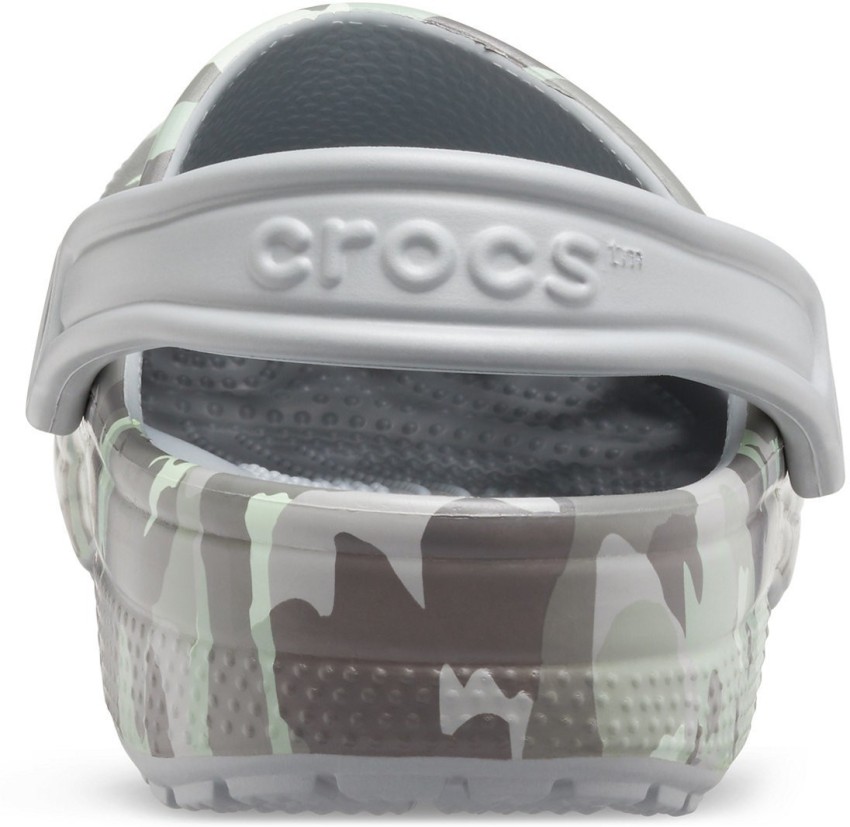 Mint discount camo crocs