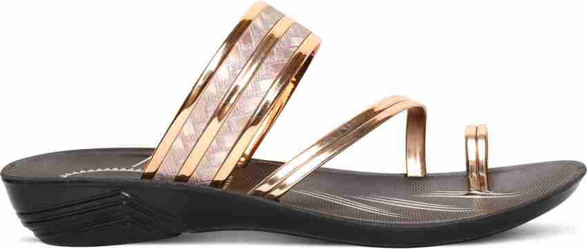 Looper chappal hot sale