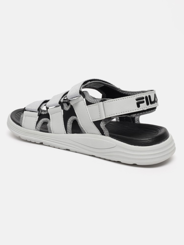 Fila hotsell sandals grey