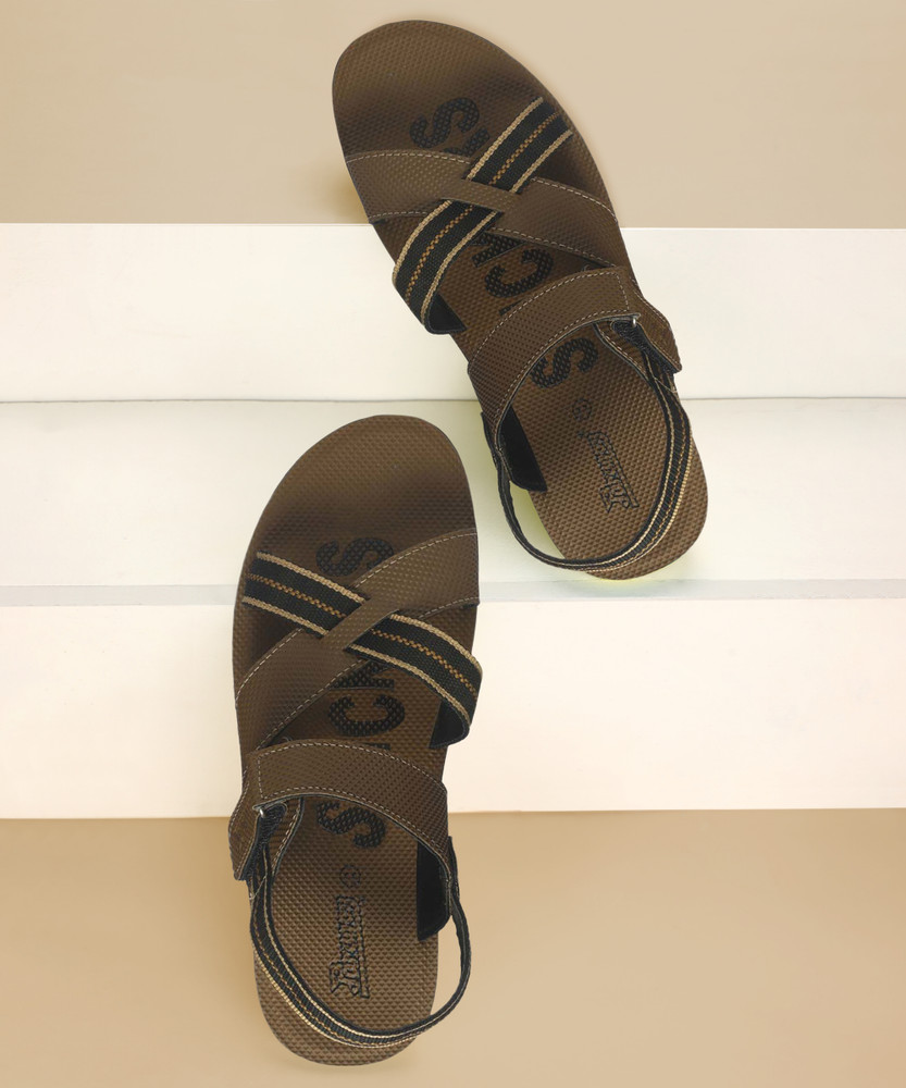 Update more than 58 gents paragon sandal latest dedaotaonec